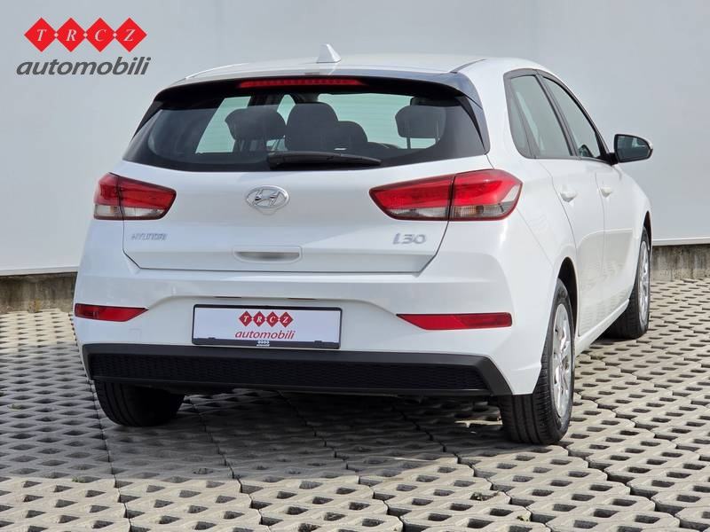 HYUNDAI I30 1.6 CRDi 115 TREND, fotografija 3