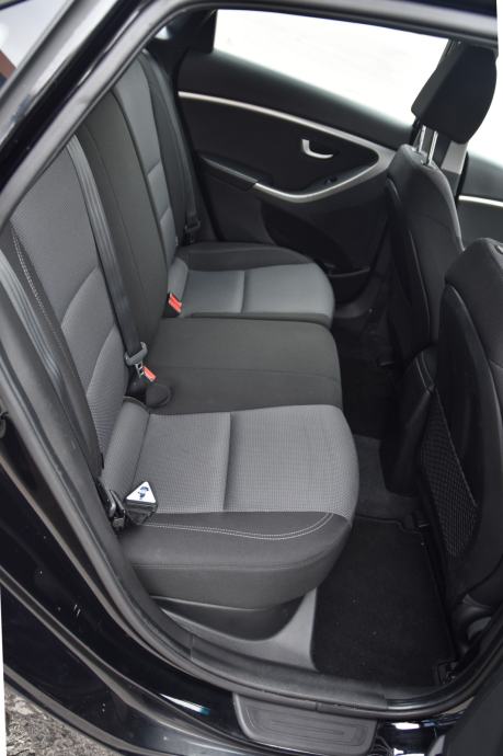 Hyundai i30 1,6 CRDi, 2015.g., fotografija 14