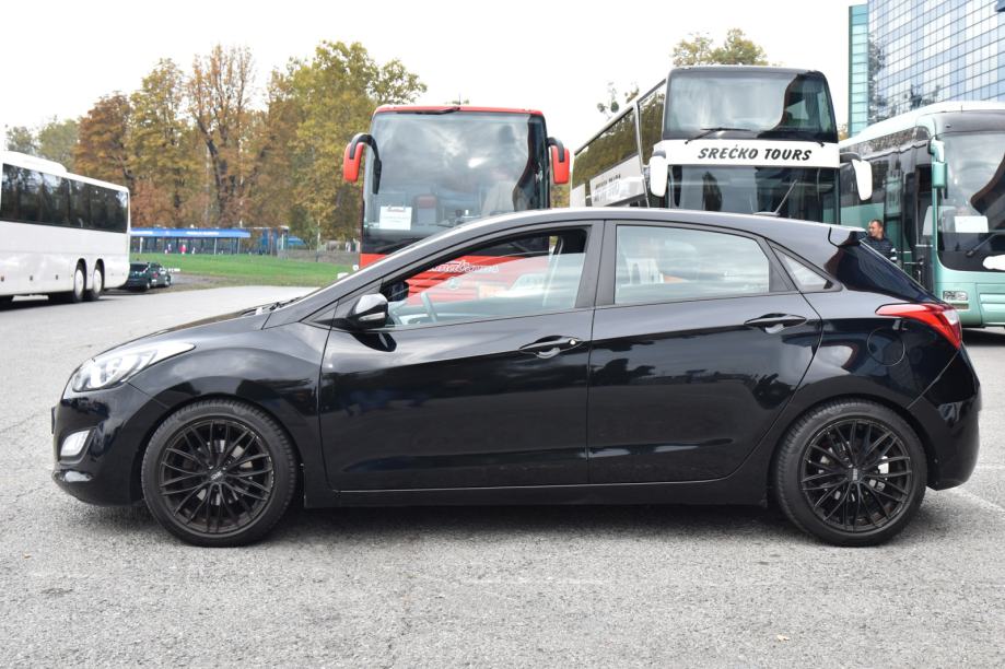 Hyundai i30 1,6 CRDi, 2015.g., fotografija 6