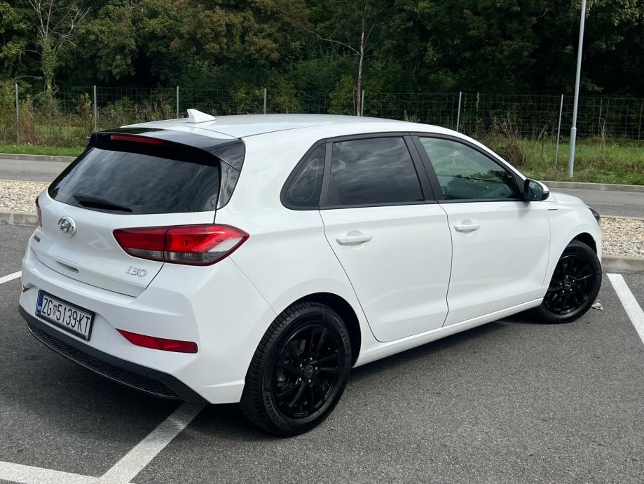HYUNDAI I30 1.6 CRDI 2021GOD-RADARI LINE ASSIST-ZASTITA OD SUDARA, fotografija 5