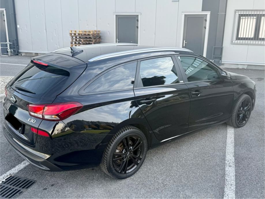 Hyundai i30 1,6 CRDi.-Automatik, fotografija 8