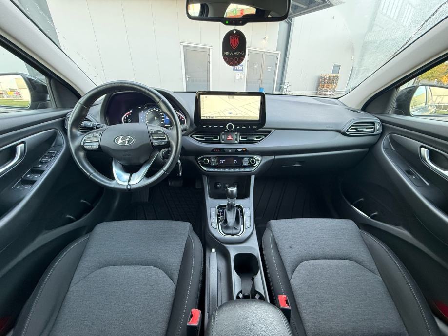Hyundai i30 1,6 CRDi.-Automatik, fotografija 9