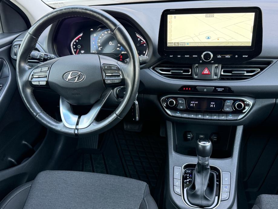Hyundai i30 1,6 CRDi.-Automatik, fotografija 10