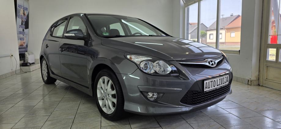 Hyundai i30 1.6 CRDi Edition 20, fotografija 4