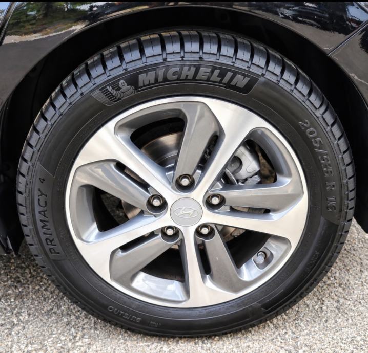 Hyundai i30 1,6 CRDi, kamera, navigacija. Ful. kao NOV,, fotografija 18