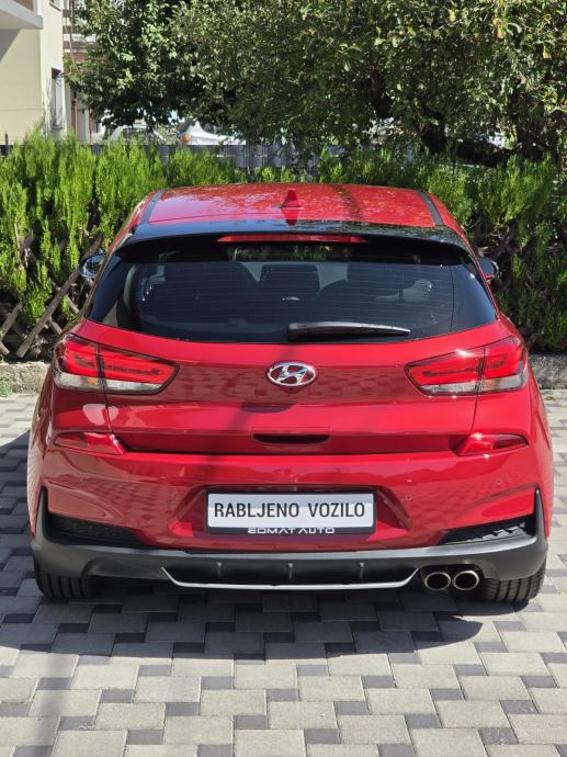 Hyundai i30 1,6 CRDi❗️N-Line❗️FULL LED - ALCANTARA - KAMERA - JAMSTVO, fotografija 6