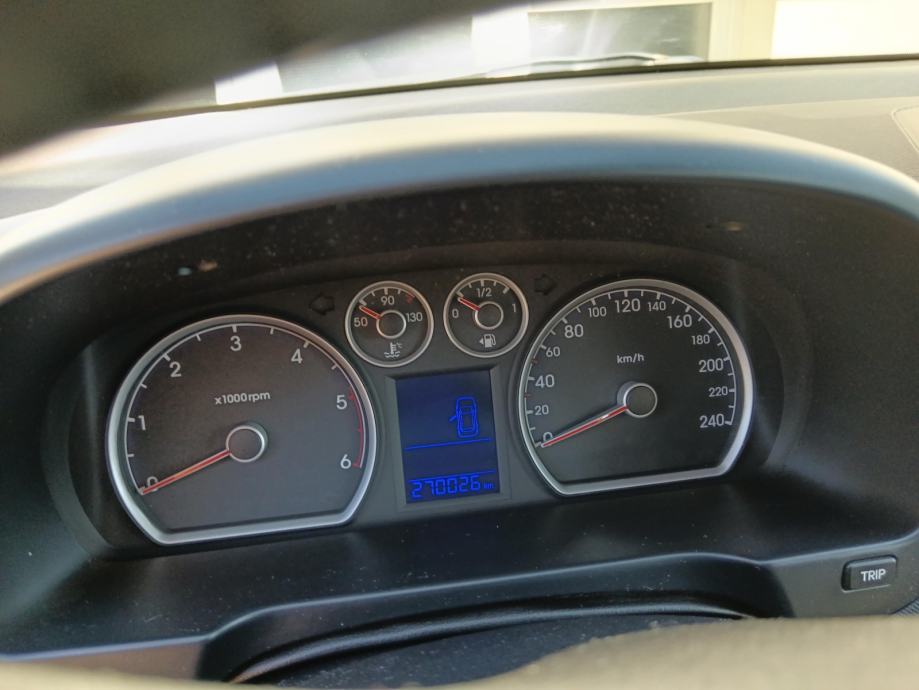 Hyundai i30 1,6 CRDi, fotografija 10