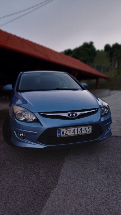 Hyundai i30 1,6 CRDi, fotografija 6