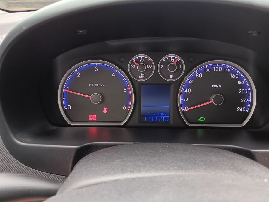 Hyundai i30 1,6 CRDi, fotografija 7