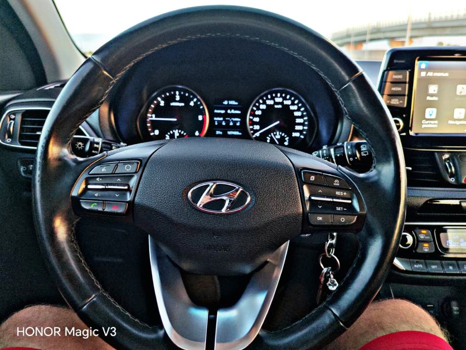 Hyundai i30 1.6 CRDi, fotografija 19