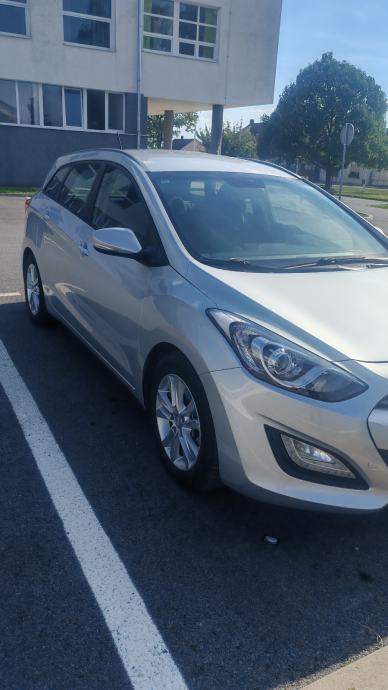 Hyundai i30 1,6 CRDi, pogled izvana - slika 5