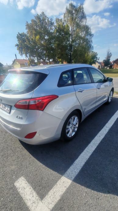 Hyundai i30 1,6 CRDi, pogled izvana - slika 3