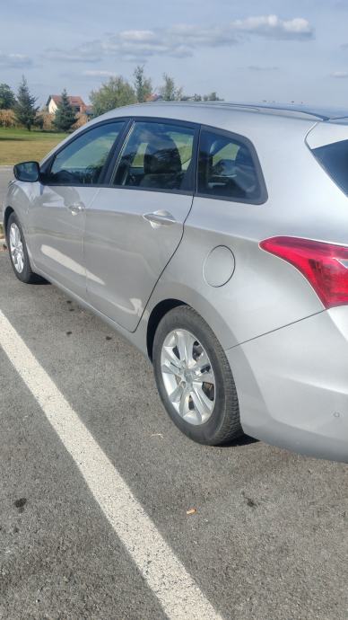 Hyundai i30 1,6 CRDi, pogled izvana - slika 4