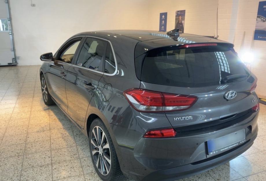 Hyundai i30 1.6 CRDi, fotografija 4