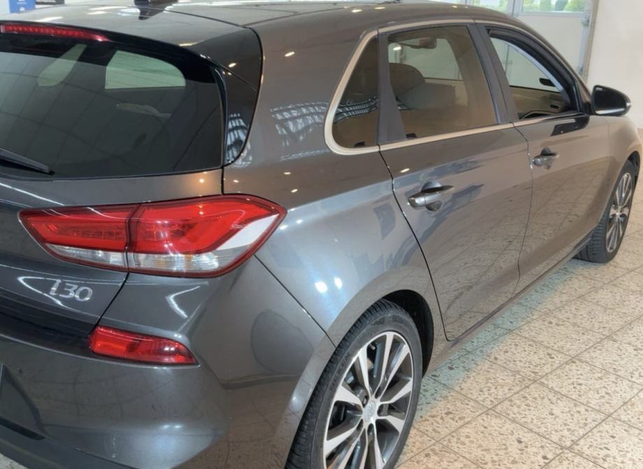 Hyundai i30 1.6 CRDi, fotografija 6