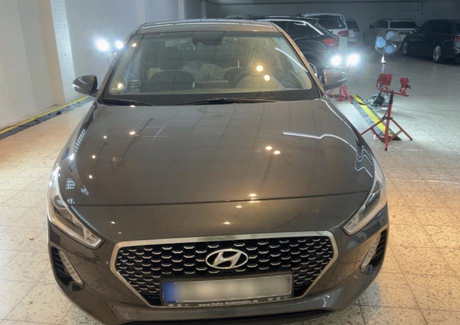 Hyundai i30 1.6 CRDi, fotografija 9