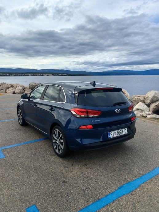 Hyundai i30 1,6 CRDi, fotografija 5
