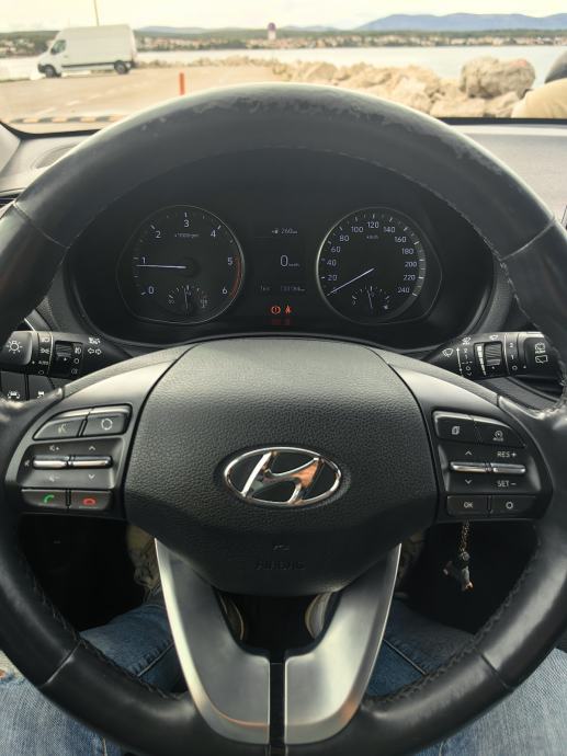 Hyundai i30 1,6 CRDi, fotografija 14