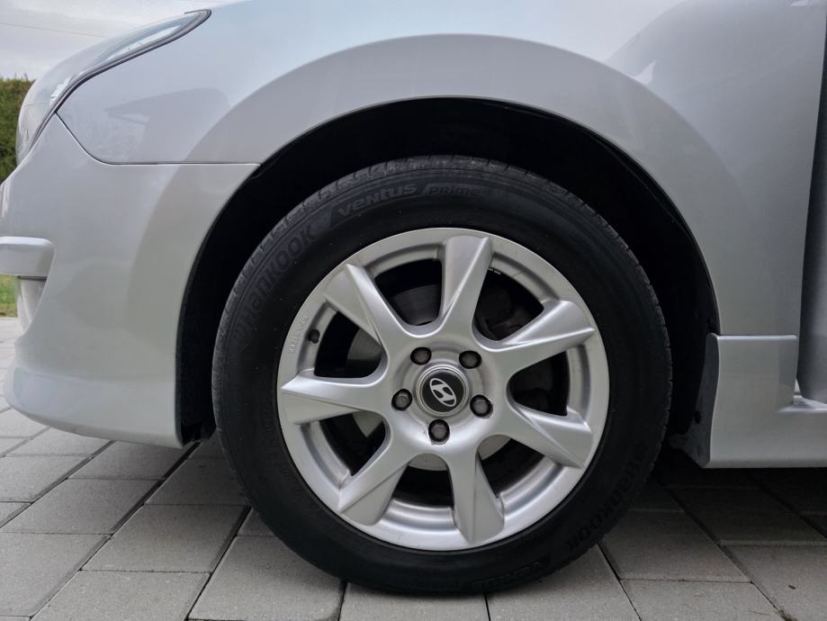 Hyundai i30 1,6 CRDi, pogled izvana - slika 5