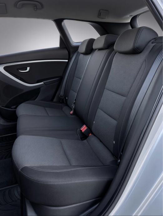 HYUNDAI I30•1.6CRDI•AUTOMATIK•FULL OPREMA, fotografija 4