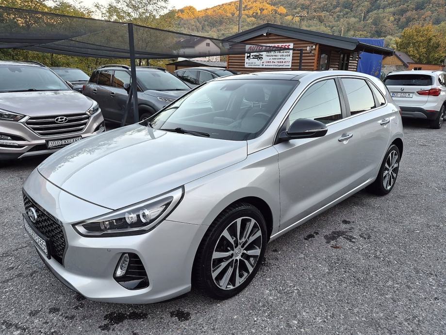 Hyundai i30 1.6crdi Creative premium, panorama, fotografija 2