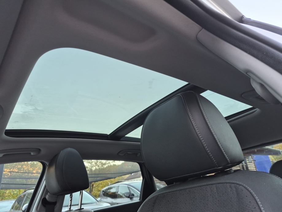 Hyundai i30 1.6crdi Creative premium, panorama, fotografija 7