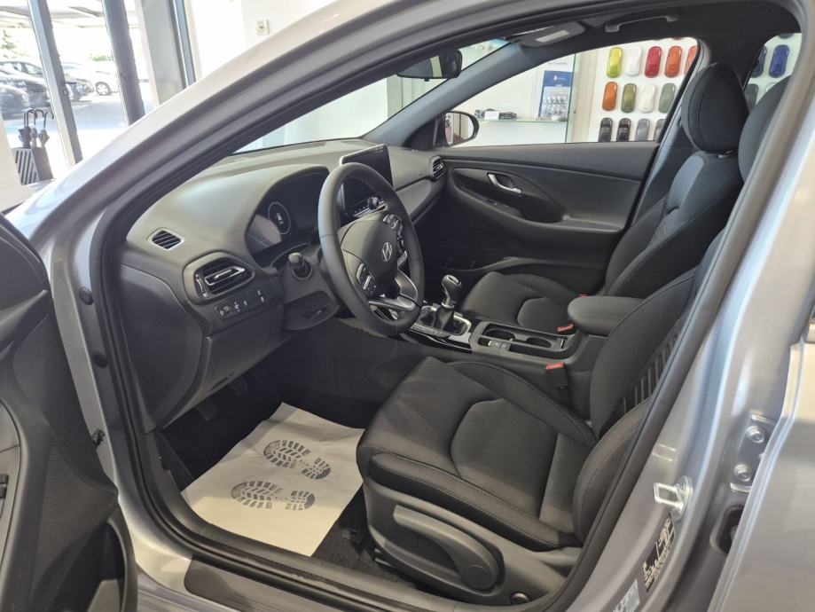 Hyundai i30 115KS 2WD 6MT FIFA WORLD CUP EDITION POPUST 4.000 EUR !!, fotografija 20