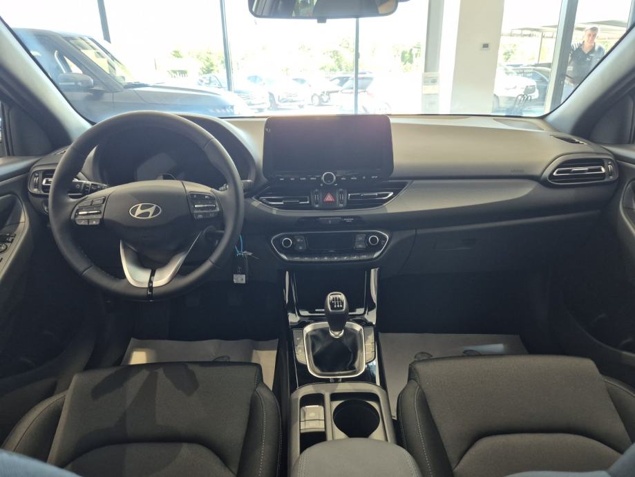 Hyundai i30 115KS 2WD 6MT FIFA WORLD CUP EDITION POPUST 4.000 EUR !!, fotografija 7