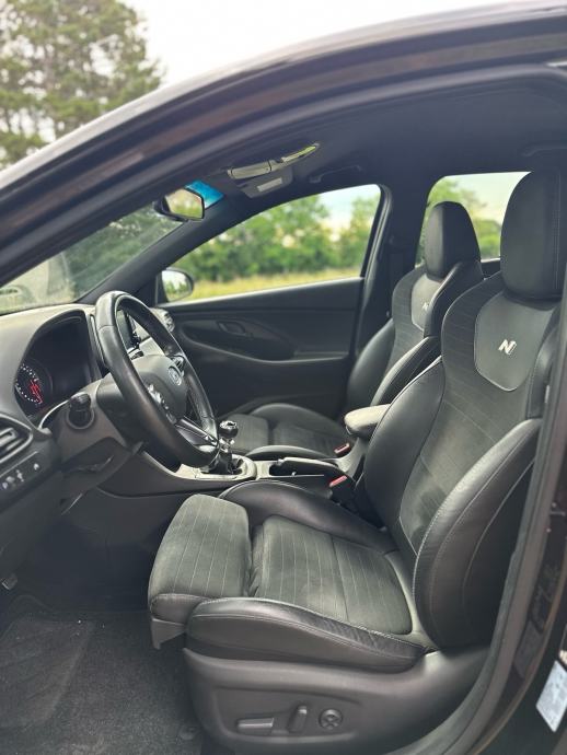 Hyundai i30 2.0 T-GDI N perfomance, fotografija 9
