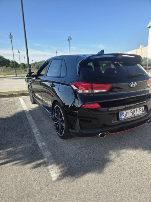 Hyundai i30 2.0 T-GDI, fotografija 6
