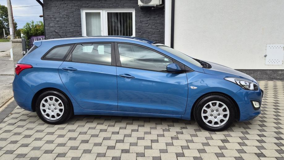 Hyundai i30 CW 1,4 - 1.VLASNIK - NIJE UVOZ - 137 000 KM -, fotografija 8
