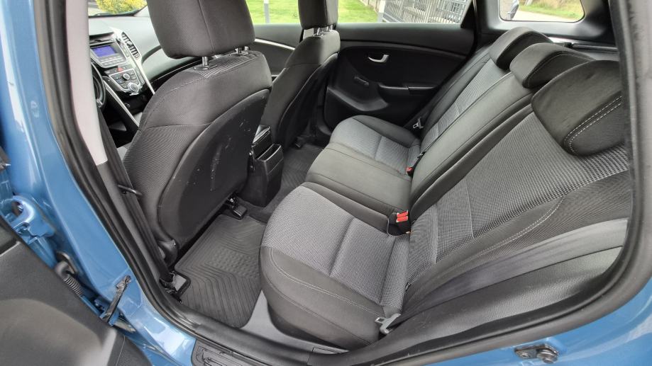 Hyundai i30 CW 1,4 - 1.VLASNIK - NIJE UVOZ - 137 000 KM -, fotografija 19