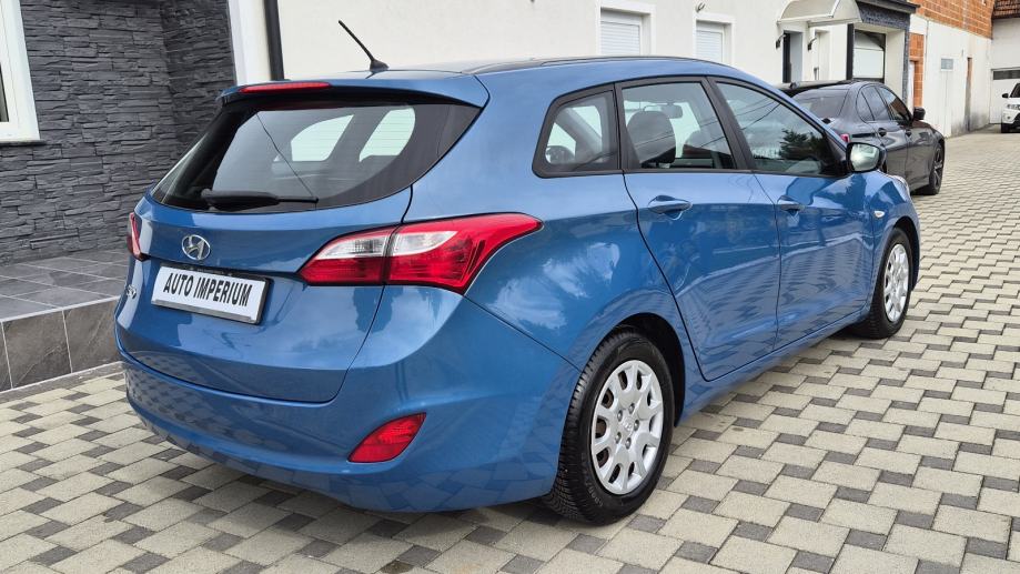 Hyundai i30 CW 1,4 - 1.VLASNIK - NIJE UVOZ - 137 000 KM -, fotografija 12