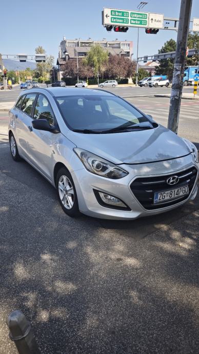 Hyundai i30 CW 1,4 ISG Benzin-Plin, fotografija 2