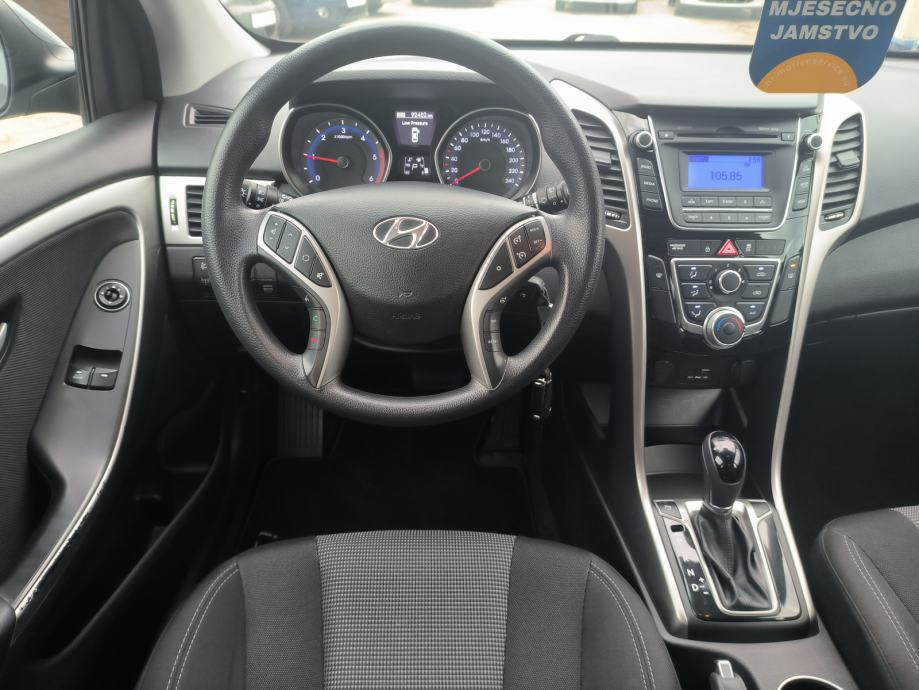 Hyundai i30 CW 1,6 CRDi, AUTOMATIK, SERVISNA, JAMSTVO, REG. 1 GODINU, fotografija 12
