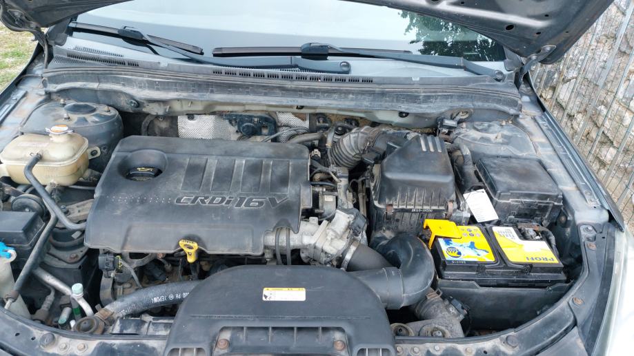 Hyundai i30 CW 1,6 CRDi, fotografija 11