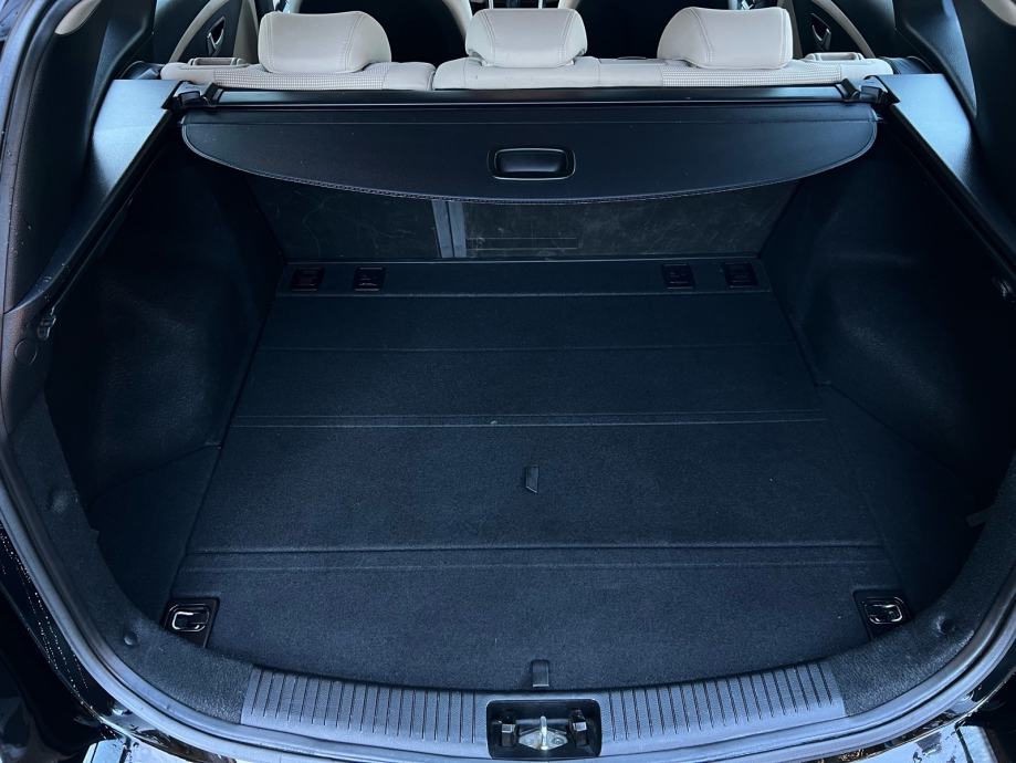 ** HYUNDAI I30 CW ** BLUE DRIVE ** 137.000 KM ** REG 1 GOD ** LED **, fotografija 19