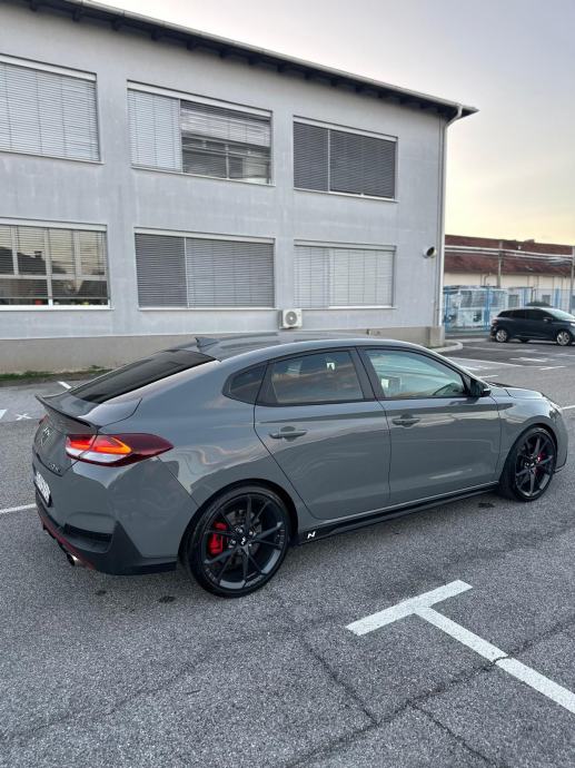 Hyundai i30 Fastback N perfomance, fotografija 3
