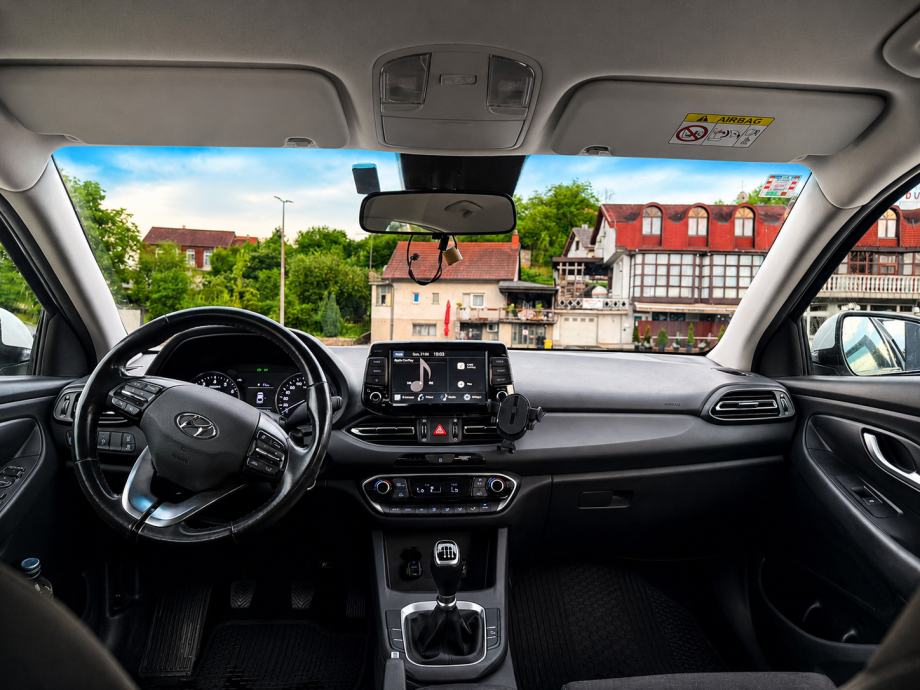 Hyundai i30 Fastback |Style+LED| 1. vlasnik | Kuka, fotografija 2