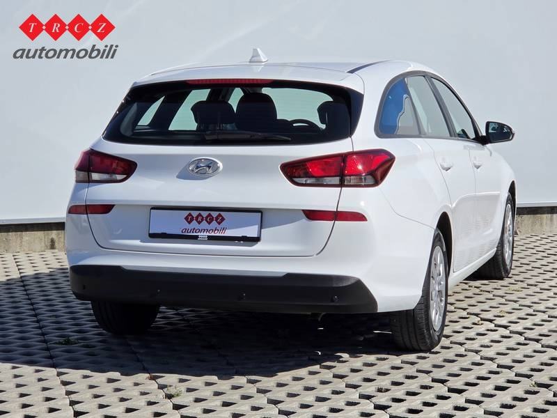 HYUNDAI I30 SW 1.0 TGDI, fotografija 3