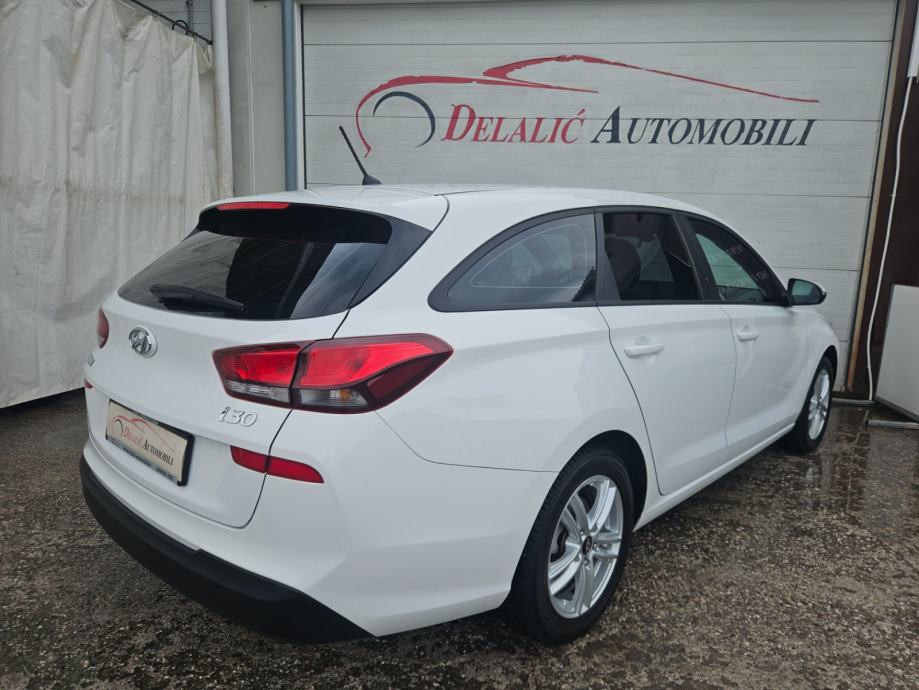 Hyundai i30 SW 1.4+LPG,97000 km,HR AUTO,GARANCJA 24 MJESECA!, fotografija 4