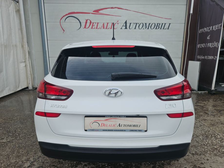 Hyundai i30 SW 1.4+LPG,97000 km,HR AUTO,GARANCJA 24 MJESECA!, fotografija 6