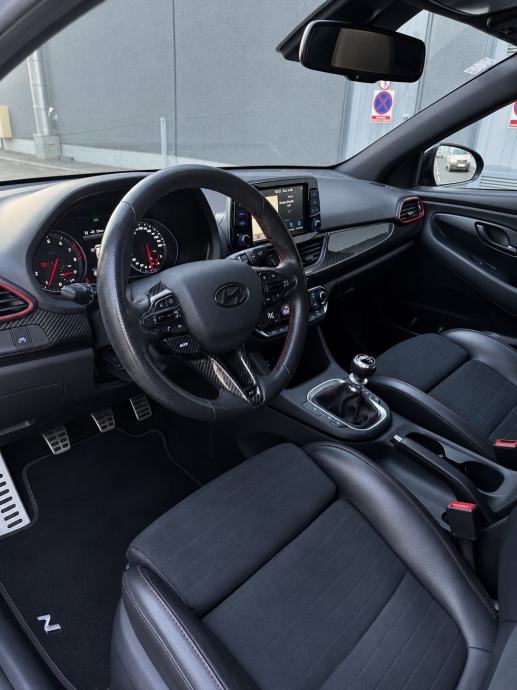 Hyundai i30N Performance Fastback, fotografija 11