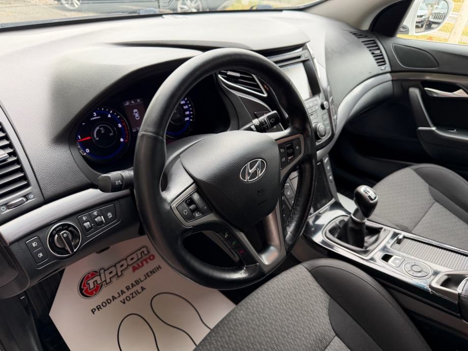 Hyundai i40 1,7 CRDi REG:03/2027 - NAVI - KLIMA - AUTOKREDIT, fotografija 9