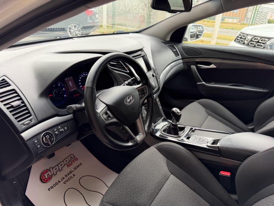 Hyundai i40 1,7 CRDi REG:03/2027 - NAVI - KLIMA - AUTOKREDIT, fotografija 10
