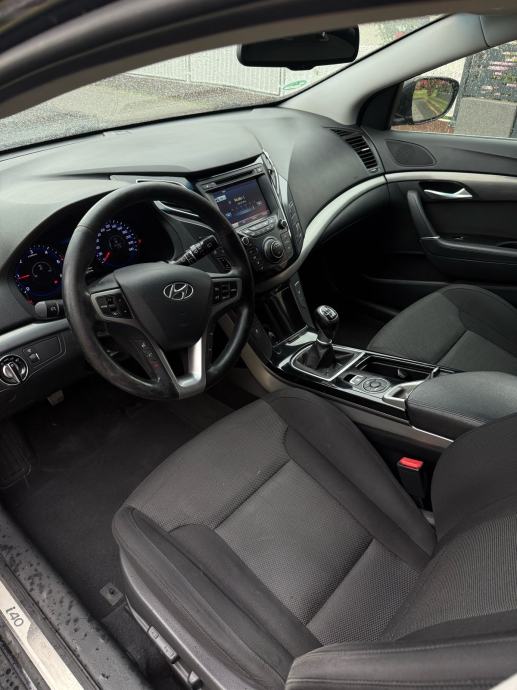 Hyundai i40 1,7 CRDi, fotografija 4