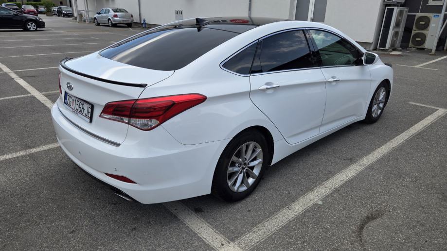 Hyundai i40 1,7, pogled izvana - slika 4
