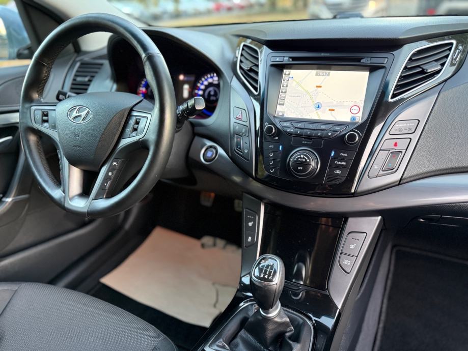 Hyundai i40 1,7crdi EDITION-141ks-BI XENON-RADAR-R.KAMERA-LANE ASSIST, fotografija 16