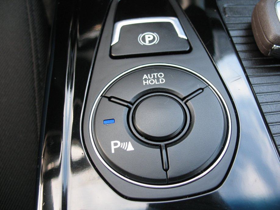 Hyundai i40 1,7CRDi CW NAVI KAMERA 2xPDC BT Tempomat 2012