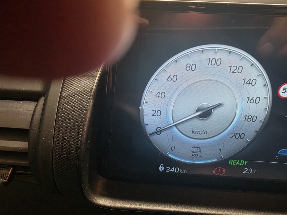 Hyundai Inster SMART automatik, fotografija 6